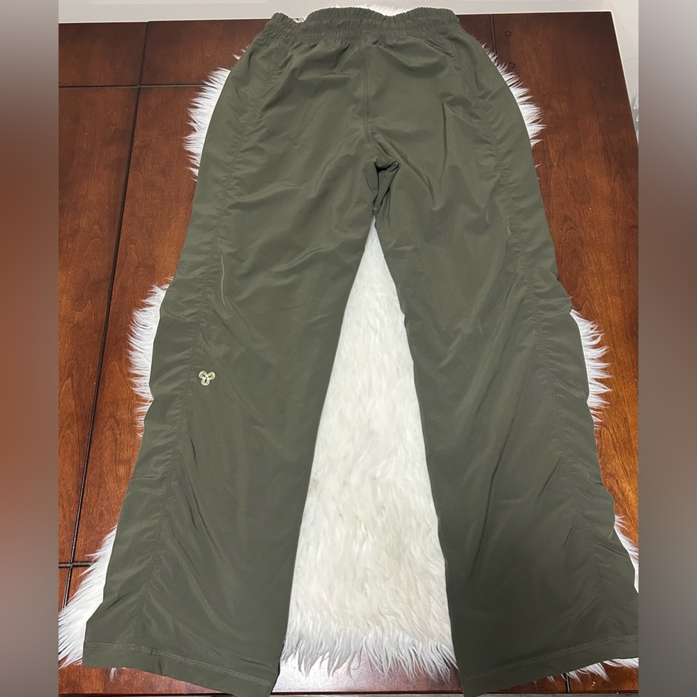 Aritzia Size S Golden MoveTech Brisk Pants Track Lined Dark Olive Green - Picture 9 of 16